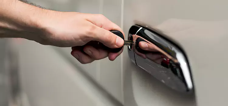 Why Choose Our Auto Locksmith Team in Land O' Lakes, FL?