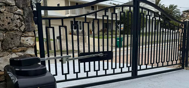Swing Gate Opener with Keypad Land O' Lakes