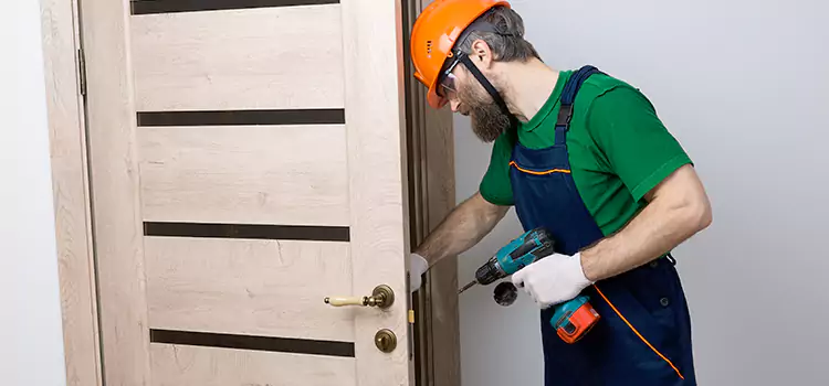 Replace Internal Door Handle with Lock Land O' Lakes